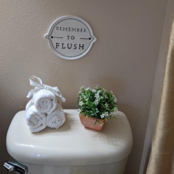 Bathroom Wall Sign - Picture 1 of 6